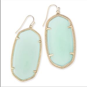 Kendra Scott Elle earrings